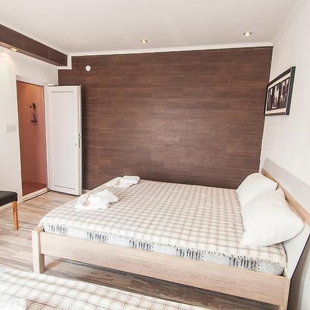 Rooms And Apartments Milana Bar Zewnętrze zdjęcie