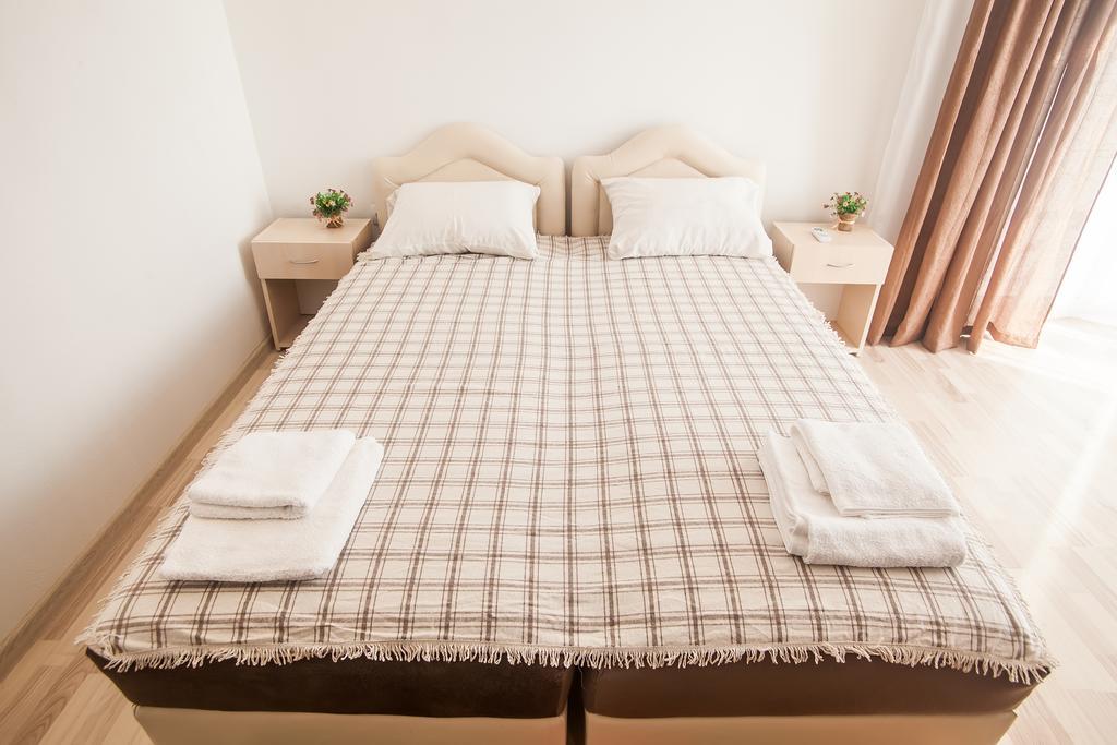 Rooms And Apartments Milana Bar Pokój zdjęcie